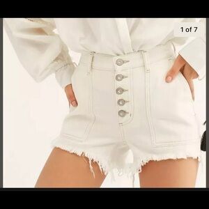 Free People We The Free Jesse Carpenter Button Fly Raw Hem Jean Shorts Size 24